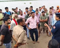 कानपुर में अब तक नहीं मिला गंगा में डूबे दो किशोरों का सुराग, परिवार में कोहराम