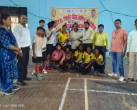 जनपदीय बेसिक बाल क्रीड़ा प्रतियोगिता में होनहारों ने दिखायी प्रतिभा, मेडल देकर किया गया सम्मानित