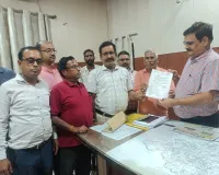 जलभराव से तबाह कारोबार, व्यापारियों ने मांगी राहत राशि