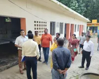 राज्य आपदा प्रबन्धन प्राधिकरण की टीम ने किया बाढ़ शरणालय का निरीक्षण