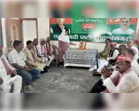 सपा ने मनाई पूर्व सांसद फूलन देवी की जयंती