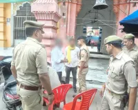 कांवड़ यात्रा से पहले निगोहा में डीसीपी दक्षिणी का पैदल मार्च, सुरक्षा व्यवस्था परखी