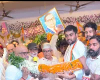 इलाहाबाद विश्वविद्यालय के पूर्व छात्र नेता रजनीश सिंह 'रिशु' समर्थकों संग कांग्रेस में शामिल।
