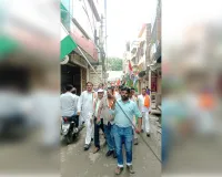 सहादतगंज उद्योग व्यापार मंडल द्वारा  निकाली गई तिरंगा यात्रा  