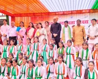 स्वतंत्रता दिवस पर विशिष्ट स्टेडियम में गूंजा देशभक्ति का स्वर, छात्र-छात्राओं ने मनमोहक प्रस्तुतियों से बांधा समां
