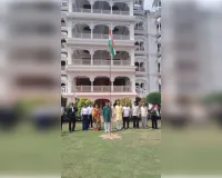 चुनार के नयनागढ़ पैलेश में स्वतंत्रता दिवस की रही धूम ध्वजारोहण कर  किया गया राष्ट्रगान   