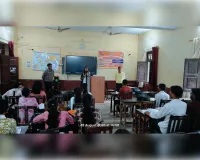 मुख्यमंत्री अभ्युदय योजना के केंद्र का ज्वाइंट मजिस्ट्रेट ने किया निरीक्षण, परीक्षा की तैयारी के लिए दिया मार्गदर्शन