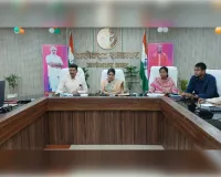 जिलाधिकारी ने परिषदीय एवं कस्तूरबा गांधी विद्यालयों की समीक्षा कर दिए आवश्यक निर्देश
