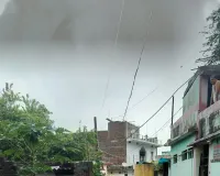 बीजपुर शांतिनगर की विनोद टायर गली बनी तालाब, राहगीरों का चलना हुआ दूभर