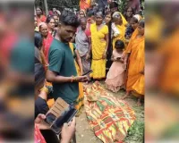 बारीघाट में दर्दनाक सड़क हादसा, ट्रैक्टर-ट्रॉली की चपेट में आने से महिला की मौत
