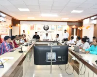 जिला स्वास्थ्य समिति की बैठक में डीएम सख्त, लापरवाह चिकित्सकों पर कार्रवाई के निर्देश