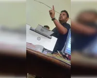 बिजली चोरी पकड़ने पर अवर अभियंता को मिली धमकी, FIR की मांग