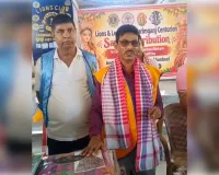 शारदीय दुर्गोत्सव से पहले लायंस क्लब सेंचुरियन और आनंदपुर कालीमाता मंदिर समिति की पहल, 500 से अधिक जरूरतमंदों में वस्त्र वितरण