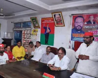 कानपुर के बाजारों में मंदी का सन्नाटा, टैक्स और वसूली से व्यापारी बेहाल: सपा व्यापार सभा