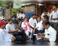 कानपुर में मतदाता सूची पुनरीक्षण पर सपा का शक्ति प्रदर्शन, पांचों विधानसभाओं में बूथों पर पहुंचे हाजी फजल महमूद