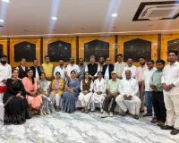 इटवा में राष्टीय स्वास्थ्य मिशन कर्मचारी ने काली पट्टी बांध किया विरोध प्रदर्शन, सौंपा ज्ञापन
