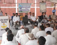 विश्व मानसिक स्वास्थ्य दिवस पर बंदियों को तनाव प्रबंधन के प्रति किया जागरूक