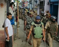 दुर्गा पूजा को लेकर प्रशासन अलर्ट, पुलिस ने किया पैदल मार्च