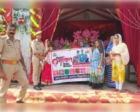 जनचौपाल लगाकर महिलाओं एवं बालिकाओं को किया गया जागरूक