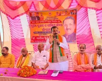 20 लाख रुपए की लागत से  निर्मित होने वाली सड़क का पूर्व मंत्री डॉ. सतीश द्विवेदी ने किया भूमिपूजन