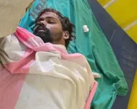 सिद्धार्थनगर में लोहे की रॉड से हमला कर युवक की हत्याः परिजनों ने लोटन चौराहे पर शव रख कर  लगाया जाम