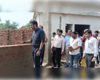 जिलाधिकारी ने जायस स्थित गुरु गोरखनाथ तपोस्थली के निर्माण कार्य का किया औचक निरीक्षण