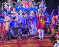 मां शीतला के 13वें जागरण में भक्ति की धूम, एसडीएम राजेश विश्वकर्मा ने माइक थाम गाया भजन - 'दरबार तेरा दरबारों में खास अहमियत रखता है', झांकियों ने बांधा समा