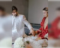 मदीना में फैसल शेख का निकाह, लाल जोड़े में दिखीं उनकी दुल्हन