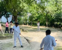 सेवा संकल्प अभियान में ब्लॉक प्रमुख ने लगाई झाड़ू, दिया स्वच्छता का संदेश