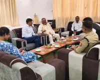 मंडलायुक्त ने की जनपद के विकास कार्यों की समीक्षा