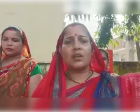 मानदेय को लेकर बैंक सखी और आजीविका सखियों ने विधायक के सामने उठाया मामला