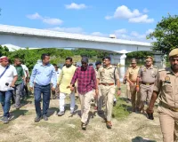 दुर्गा पूजा पर जिला प्रशासन अलर्ट मोड में , डीएम-एसपी ने विसर्जन स्थल और पूजा पंडालों का लिया जायजा