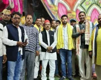 घघरी  में रामलीला के 9वें दिन पहुंचे सांसद छोटेलाल खरवार, फीता काटकर किया शुभारंभ