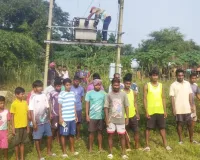 उपासना मरांडी की पहल पर बासेतकुण्डी के लतार टोला में लगा 25 केवीए का नया ट्रांसफार्मर