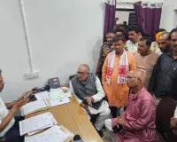 जमीन रजिस्ट्री में देरी की शिकायत पर बरही विधायक मनोज कुमार यादव पहुंचे अवर निबंधन कार्यालय