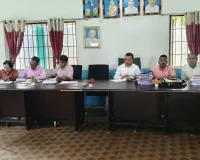 पहचान बनाए रखने की जंग, मतदाता सूची पुनरीक्षण को लेकर पड़रिया पंचायत भवन में विशेष कैंप