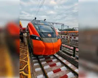 वंदे भारत स्लीपर में 16 कोच, एक साथ 823 यात्री कर सकेंगे सफर: योगी