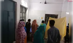 बलिया में पारिवारिक विवाद बना खौफनाक वारदात: देवरानी ने जेठानी पर उंडेला खौलता पानी