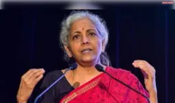 लॉकडाउन पर आ गई सरकार की सफाई, पीएम ने कहा था- जंग की चुनौती कोरोना जैसी, तैयार रहना होगा