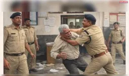 पीटा, बोला- मेरे दफ्तर में घुसा क्यों ?