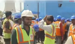 प्रयागराज पावर प्लांट में चार हजार  मजदूरों का उग्र प्रदर्शन