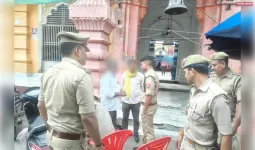 कांवड़ यात्रा से पहले निगोहा में डीसीपी दक्षिणी का पैदल मार्च, सुरक्षा व्यवस्था परखी