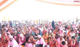 सिद्धार्थनगर : सामूहिक विवाह में एक दूजे के हुए 412 जोड़े