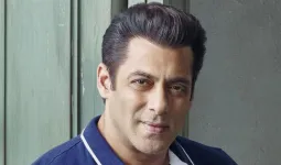 सलमान खान ने पैपराजी को फिर दी नसीहत, बोले- इतनी इज्जत तो दे ही सकते हो; करीना और रश्मिका ने भी बटोरी सुर्खियां