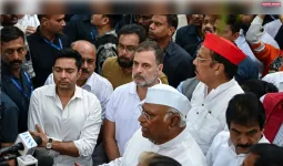 राष्ट्रपति ने वोट चोरी के सबूत मांगे