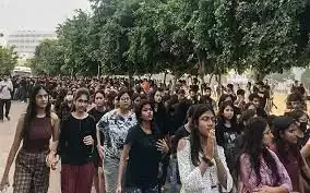 चंडीगढ़ यूनिवर्सिटी के एमएमएस कांड का बवाल तूल पकड़ता ही जा रहा है, नहीं थम रहा बवाल: प्रोटेस्ट जारी