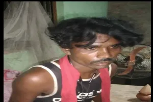 दो बाइक की टक्कर में पांच घायल गुजर रही पिकअप वैन ने युवती को रौदा मौत 