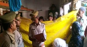 फंदे से लटकता मिला दंपत्ति का शव, जांच में जुटी पुलिस