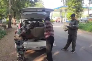 मोटरसाइकिल चलाते समय हेलमेट के करे उपयोग - श्रीकांत दास