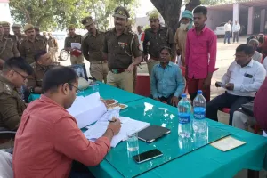 डीएम और एसपी ने सुनी फरियादियो की समस्यायें